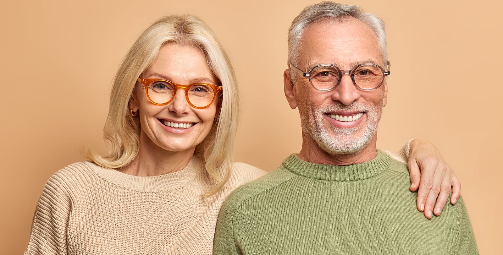 Arreglarse los Dientes a los 40: Brackets Linguales es la Solución.